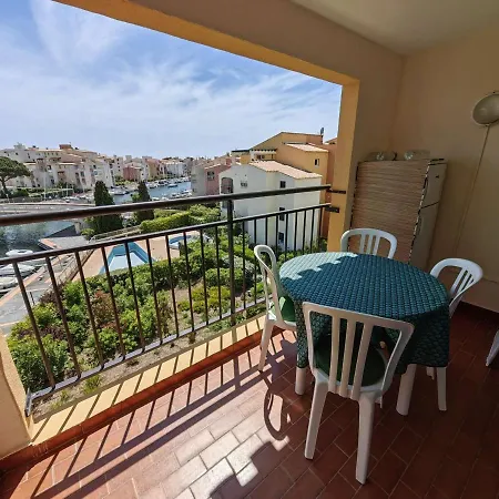 Alcove Avec Piscine Et Parking, A 300m De La Plage, Pour 4 Personnes - Fr-1-607-139 Apartamento